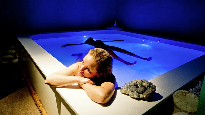 СПА процедура Флоатинг в Липецке. Ultra Подарки. Флоатинг в Липецке. Испытайте настоящее расслабление от СПА процедуры флоатинг в флотационной камере. Сервис: UltraPodarki.ru 8 800 505 95 30. Флоатинг Липецк, флоатинг, купить флоатинг, купить флоатинг в Липецке, СПА процедура флоатинг в Липецке, флотационная камера, флотационный резервуар, сеанс, флоатинга Липецк