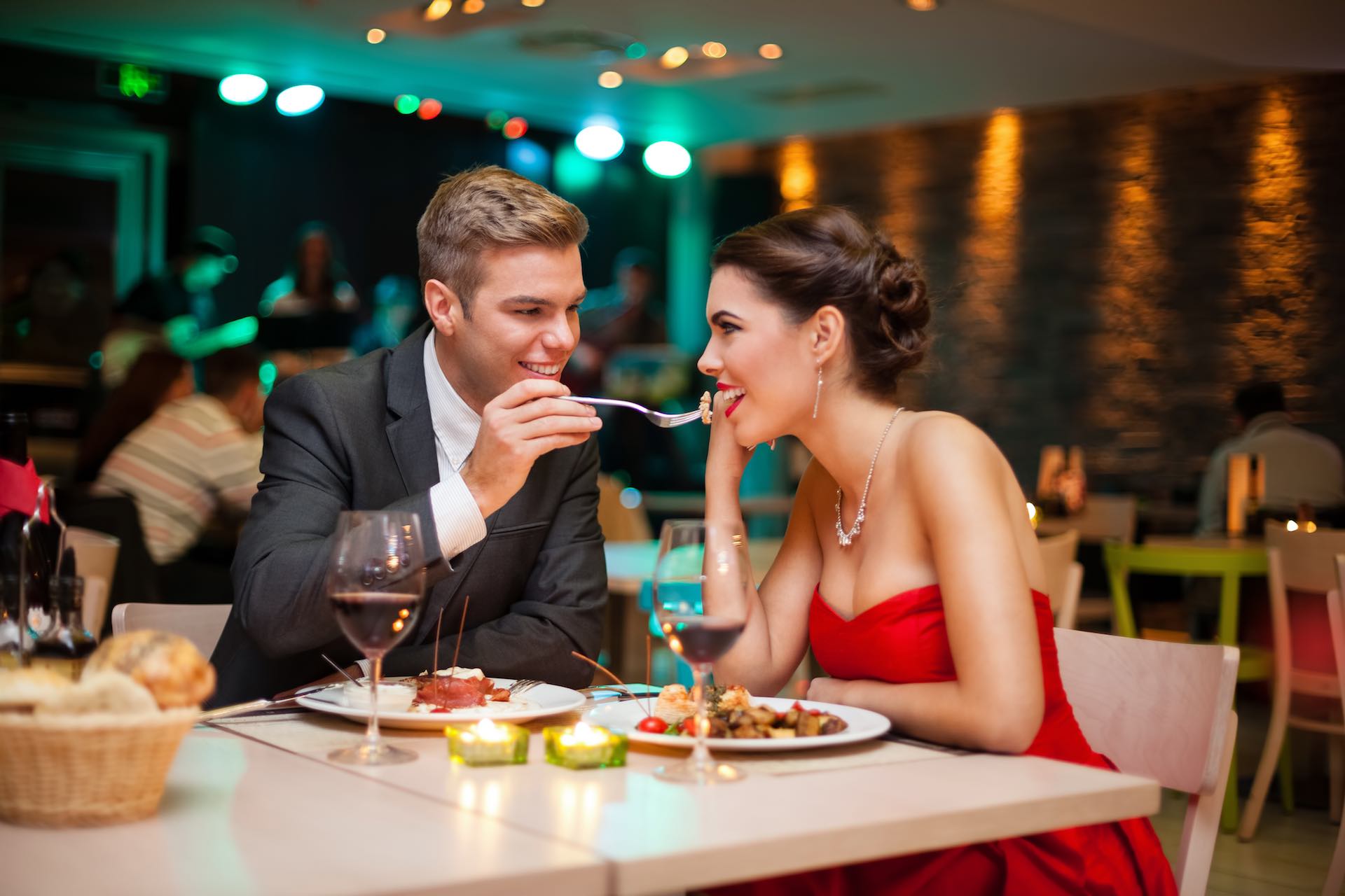 Романтическое свидание в ресторане в Липецке