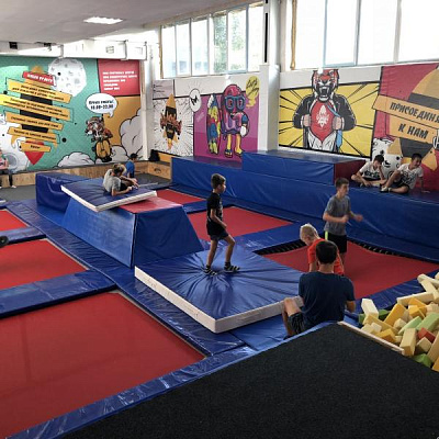  Батутный центр в Липецке. Сервис Ultra Подарки. Купить подарочный сертификат в батутный центр, попробуйте прыжки на батуте в Липецке. Сервис UltraPodarki.ru 8 (800) 555 95-30.. Батутный центр , батутный центр, батутный центр цены, батутный центр в Липецке,  батутный парк, батут прыгать, прыжки +на батуте, батут Липецк, батут спорт