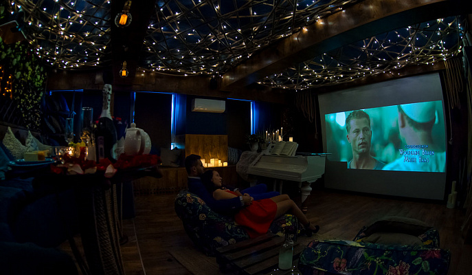 Романтическое свидание в кинотеатре в Липецке. Ultra Подарки. Купить романтическое свидание в кинотеатре в Липецке. Подарите самым близким незабываемые моменты и признайтесь в искренних чувствах. Сервис UltraPodarki.ru 8-800-505-95-30. Романтическое свидание в кинотеатре в Липецке, свидание в Липецке, свидание в кинотеатре, сертификат на свидание в кинотеатре, сертификат на свидание в Липецке, купить свидание, купить свидание Липецк, первое свидание, девушка свидание, хороший кинотеатре, романтический кинотеатре, романтический вечер, романтический ужин, романтические любимому, романтическая музыка