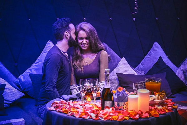 Романтическое свидание в кинотеатре в Липецке. Ultra Подарки. Купить романтическое свидание в кинотеатре в Липецке. Подарите самым близким незабываемые моменты и признайтесь в искренних чувствах. Сервис UltraPodarki.ru 8-800-505-95-30. Романтическое свидание в кинотеатре в Липецке, свидание в Липецке, свидание в кинотеатре, сертификат на свидание в кинотеатре, сертификат на свидание в Липецке, купить свидание, купить свидание Липецк, первое свидание, девушка свидание, хороший кинотеатре, романтический кинотеатре, романтический вечер, романтический ужин, романтические любимому, романтическая музыка