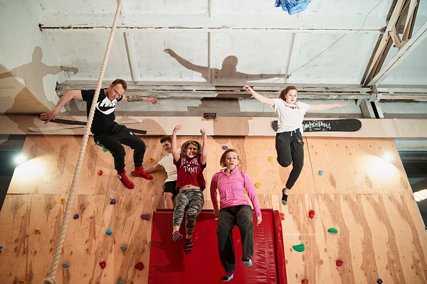  Батутный центр в Липецке. Сервис Ultra Подарки. Купить подарочный сертификат в батутный центр, попробуйте прыжки на батуте в Липецке. Сервис UltraPodarki.ru 8 (800) 555 95-30.. Батутный центр , батутный центр, батутный центр цены, батутный центр в Липецке,  батутный парк, батут прыгать, прыжки +на батуте, батут Липецк, батут спорт