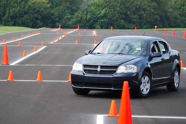Контраварийное вождение в Липецке. Ultra Подарки. Купить уроки контраварийного вождения в Липецке. Научитесь водить машину в любых условиях! Сервис UltraPodarki.ru 8 800 505 95 30. Контраварийное вождение Липецк, контраварийное вождение, экстремальное вождение Липецк, экстремальное вождение, обучение вождению Липецк, обучение вождению, вождение Липецк, вождение,  курс вождения Липецк, курс вождения, курсы экстремальное вождения Липецк, курсы экстремального вождения, обучение в автошколе Липецк, обучение в автошколе